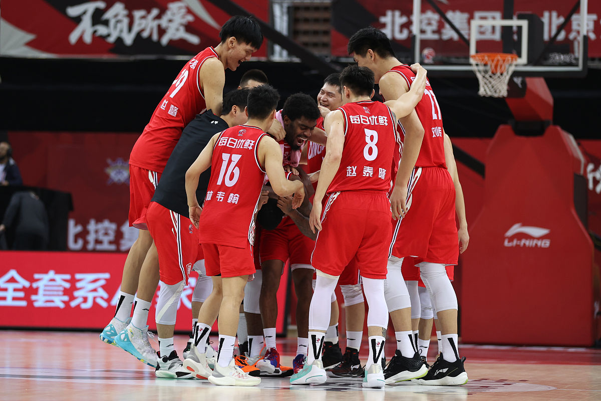 bob体育官方-包含胜利利好气氛蔓延，球队士气高涨迎接下一战的词条